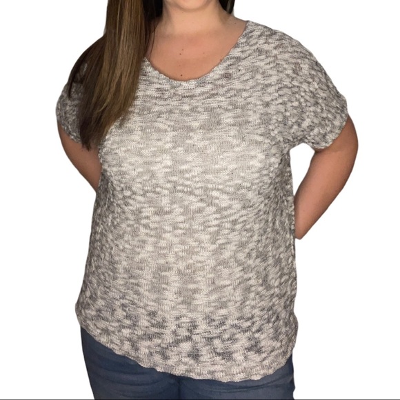 Short Sleeve Knit Top - Picture 4 of 7